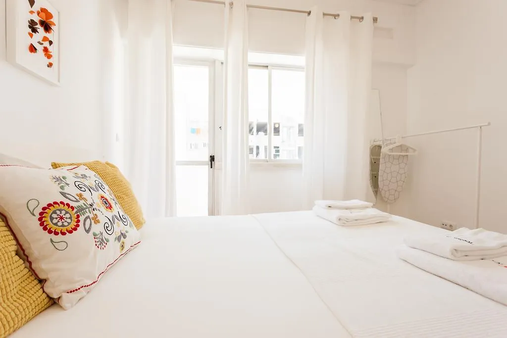 Flh Marques Bright Apartment  Lisbon